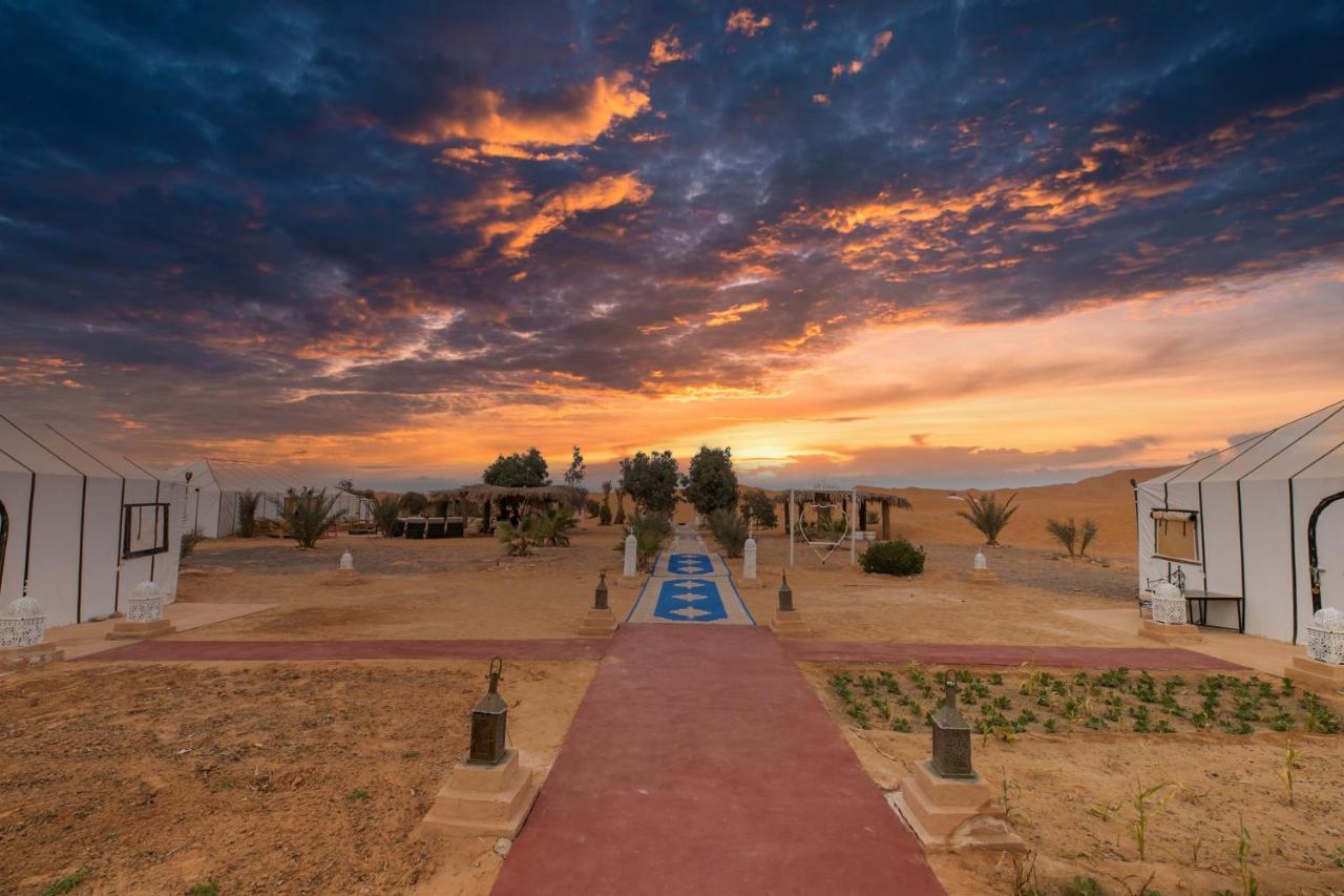 Golden Camp & Oasis Hotel Merzouga Exterior foto